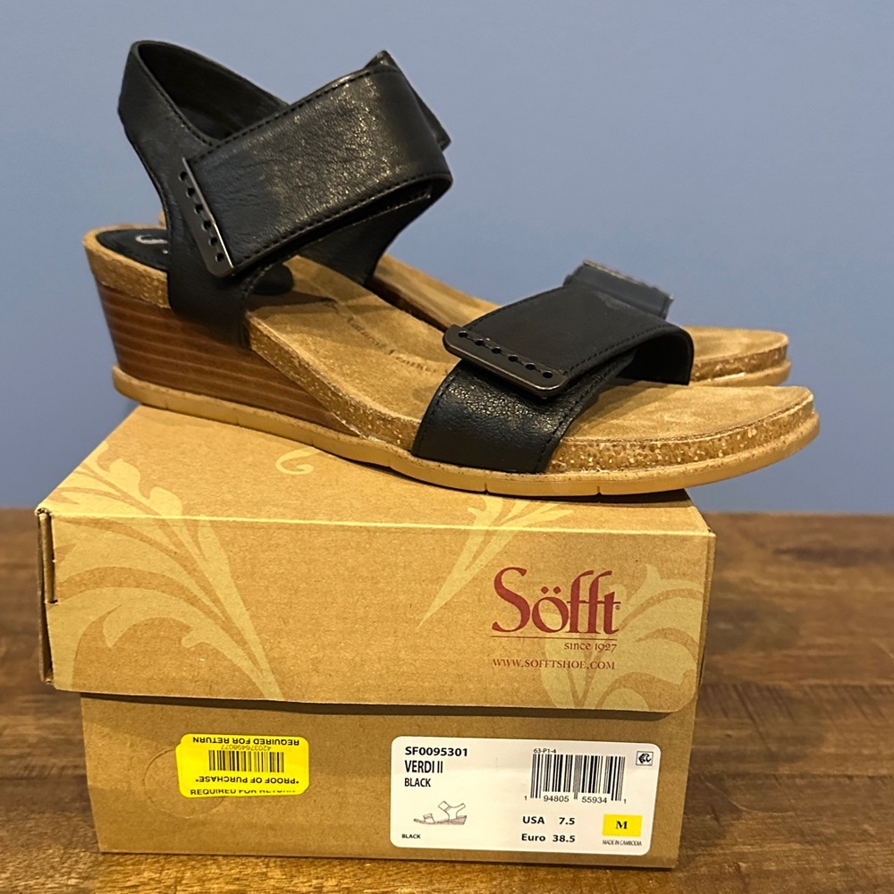 Sofft Black Leather Wedge Sandals
